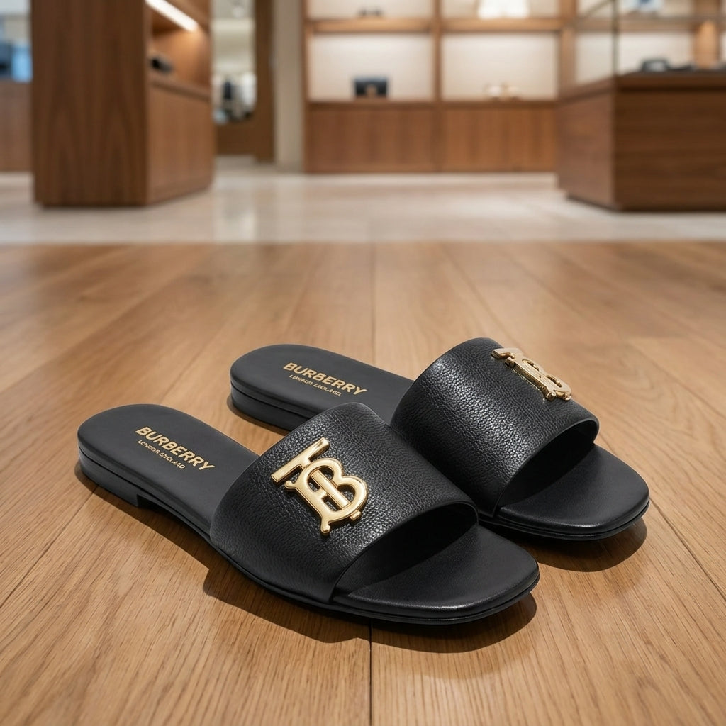 Burberry Philippa Slides - Black | صندل - أسود