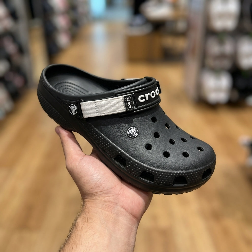 Crocs Classic Turbo-Strap Clog - Black | قبقاب - أسود