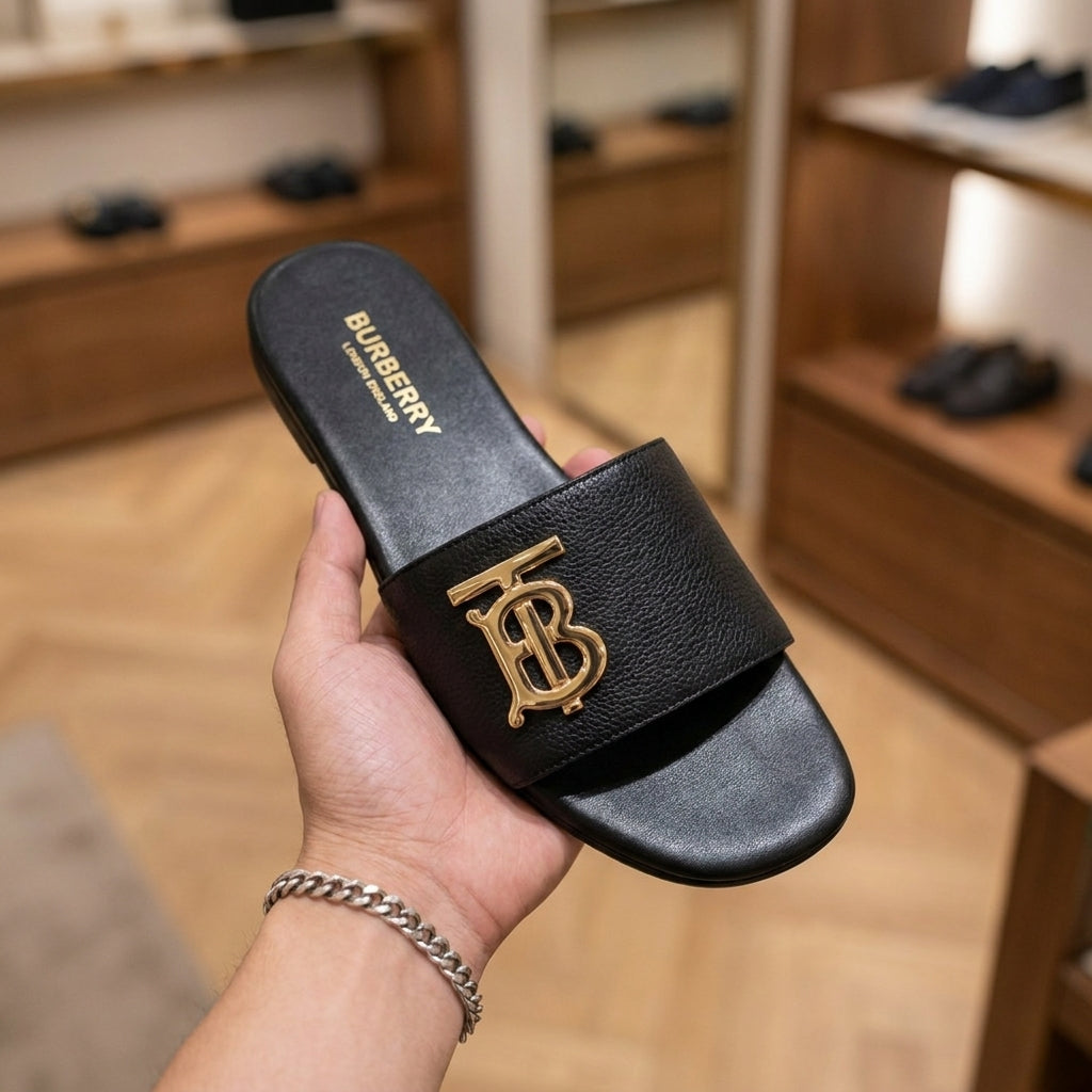 Burberry Philippa Slides - Black | صندل - أسود