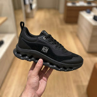 Nexus Phantom-Mesh Vintage Runner
