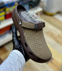 Crocs Elite