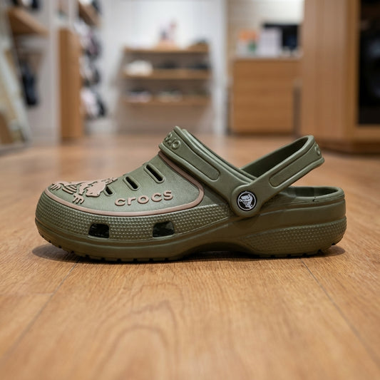Crocs Graphic Clog - Green | قبقاب - أخضر