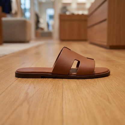 Hermes Izmir Sandals - Brown | صندل - بني