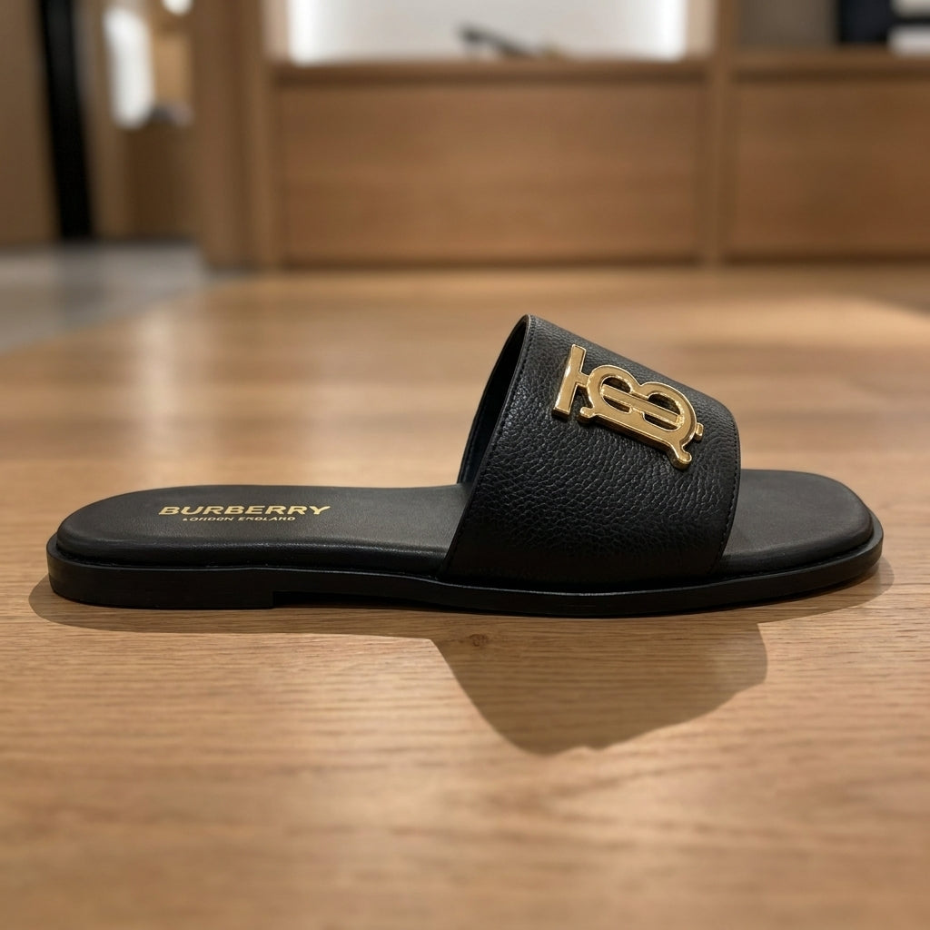 Burberry Philippa Slides - Black | صندل - أسود