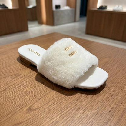 Miu Miu Slide - White | صندل - أبيض