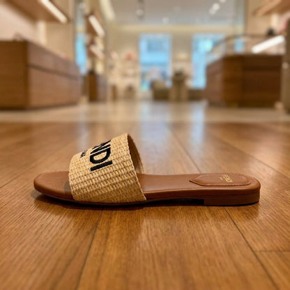 Fendi Slides - Beige | صندل - بيج