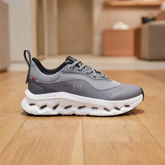On Running Cloudtilt 2.0 Sneaker - Gray White | حذاء رياضي رجالي - رمادي وأبيض