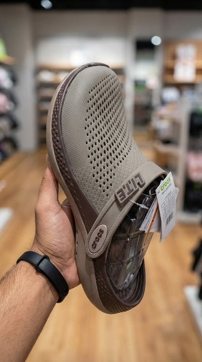 Cros Literide 360 Clogs- Brown | قبقاب - بني