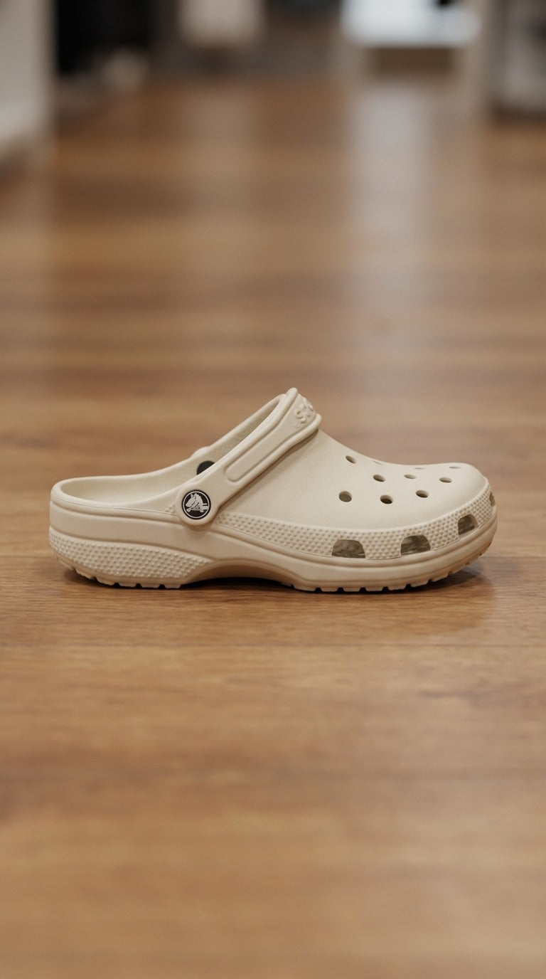 Crocs Classic Clog - Beige | قبقاب - بيج