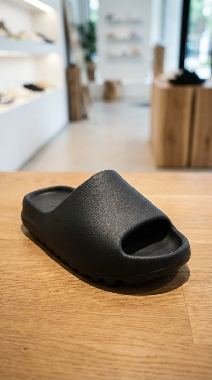 Adidas Yeezy Slide - Matte Black | شبشب - أسود مطفي